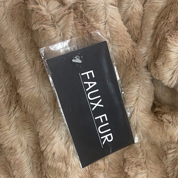 G BY GULIANI Faux Fur Vest Sz M - Picture 6 of 7